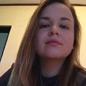 Meet your Posher, Raquel